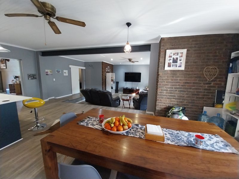 House For Sale in Aston Manor, Kempton Park - Photo 8