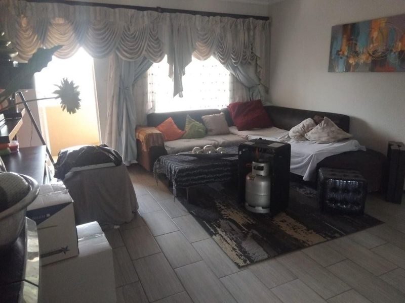 Apartment For Sale in Kempton Park Ext 4, Kempton Park - Photo 4