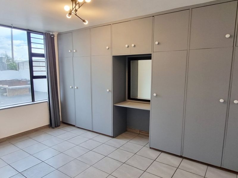 Newly Renovated Ground Floor 2-Bedroom Apartment in Gordon’s Bay. - Photo 8