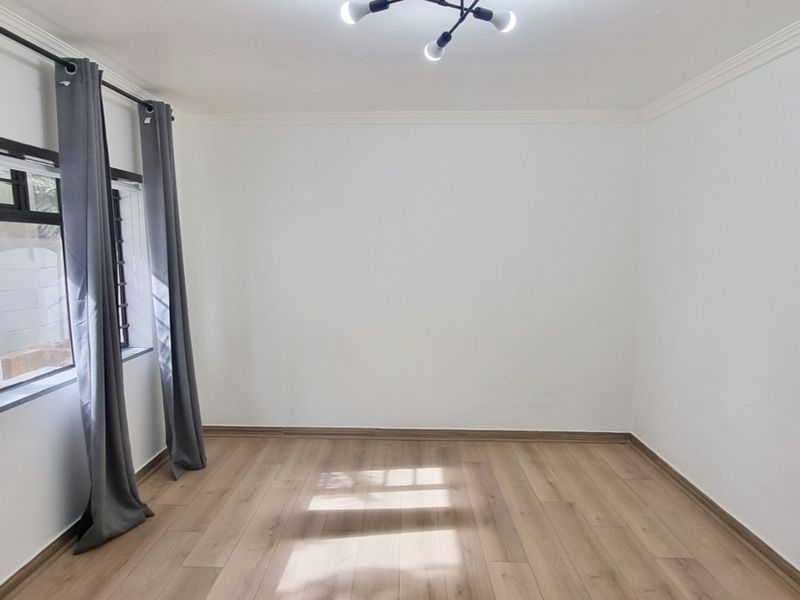Newly Renovated Ground Floor 2-Bedroom Apartment in Gordon’s Bay. - Photo 7