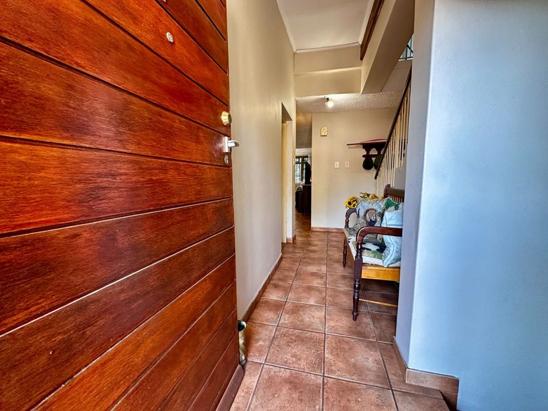 Townhouse For Sale in Val De Grace, Pretoria - Photo 4