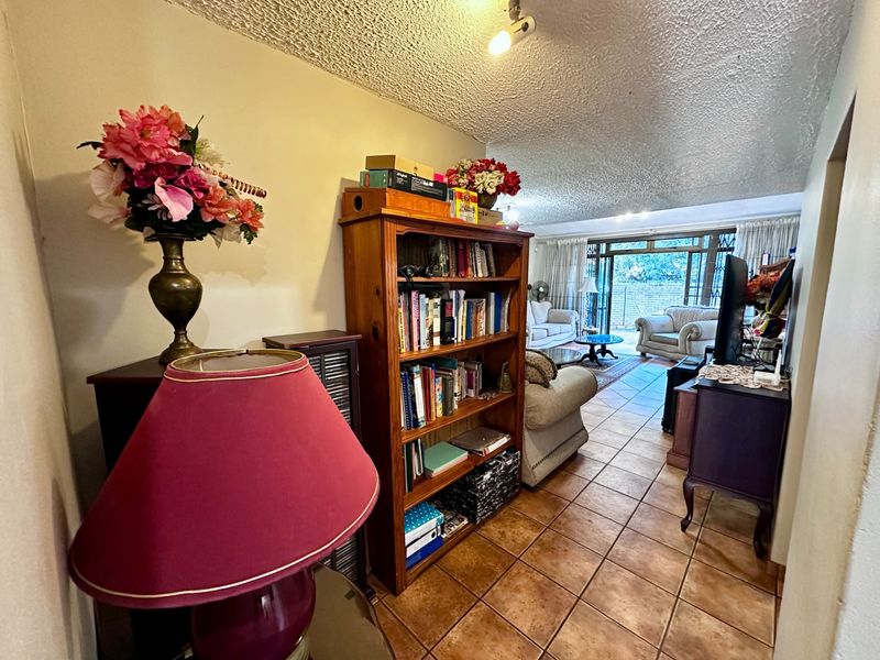 Townhouse For Sale in Val De Grace, Pretoria - Photo 8