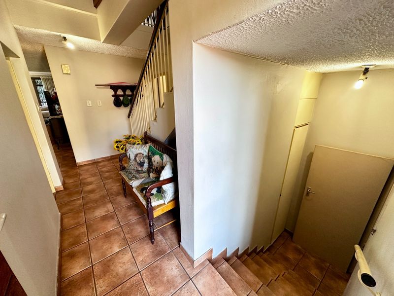 Townhouse For Sale in Val De Grace, Pretoria - Photo 5