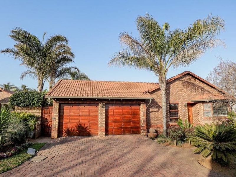House For Sale in Van Riebeeck Park, Kempton Park - Photo 1