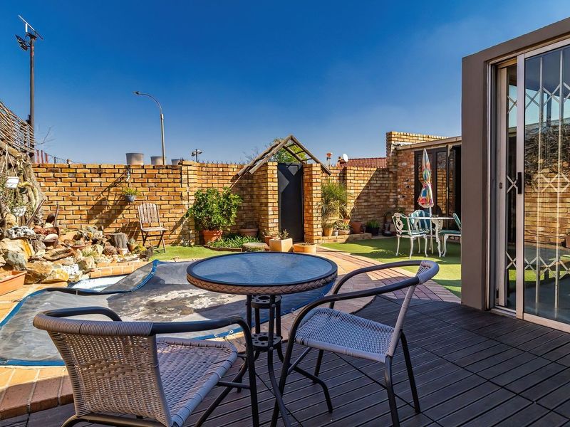 Apartment For Sale in Cresslawn, Kempton Park - Photo 5