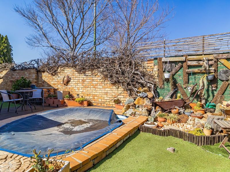 Apartment For Sale in Cresslawn, Kempton Park - Photo 7