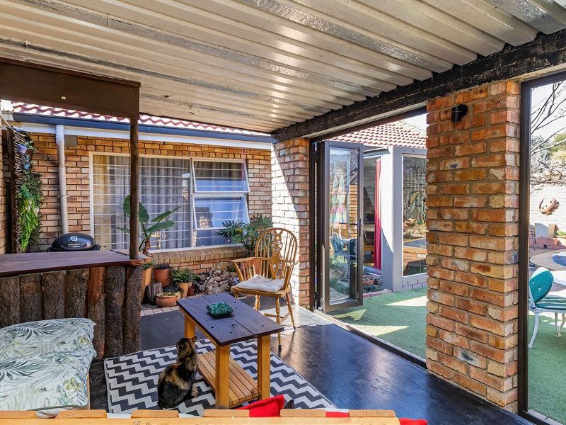 Apartment For Sale in Cresslawn, Kempton Park - Photo 8