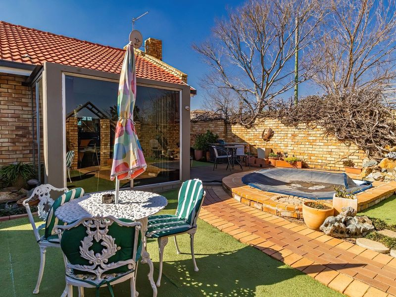 Apartment For Sale in Cresslawn, Kempton Park - Photo 3