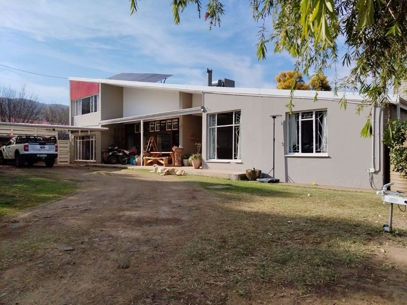Fully Off-Grid 4 Bedroom Home with Income Generating Flatlet For Sale, Bergsig, Queenstown - Photo 4