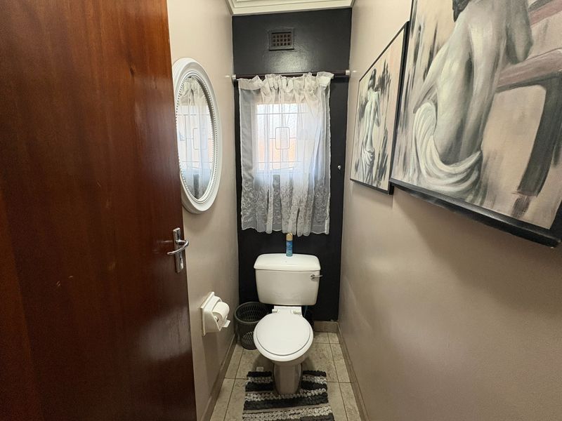House For Sale in Newcastle, KwaZulu Natal - Photo 9