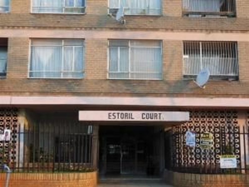 Apartment For Sale in Yeoville, Johannesburg - Photo 1