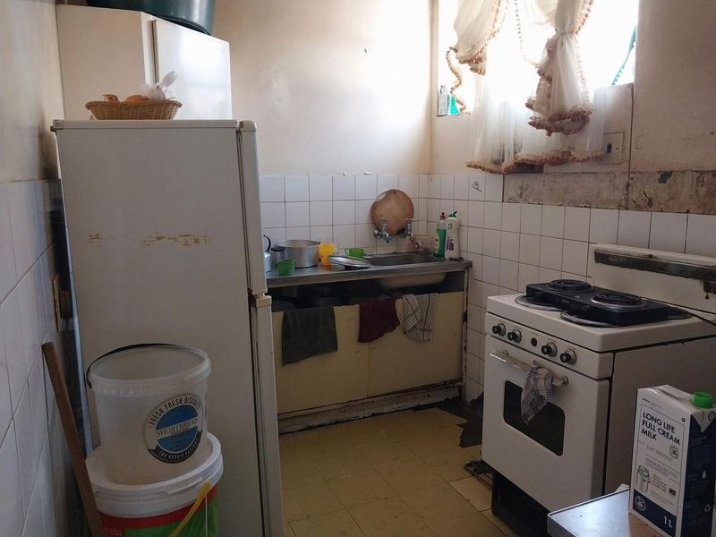 Apartment For Sale in Yeoville, Johannesburg - Photo 3