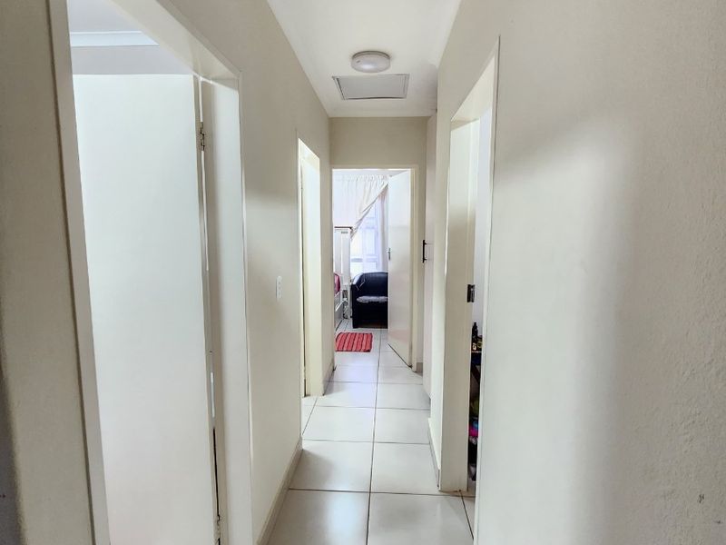 3 bedroom House To Rent in Eldorette Security Estate - Photo 10