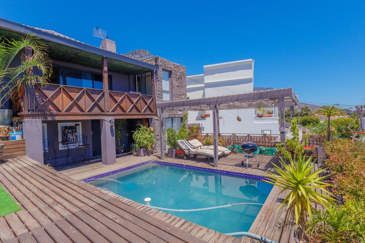 Income Investment property for sale in Camps Bay, Cape Town - Photo 3