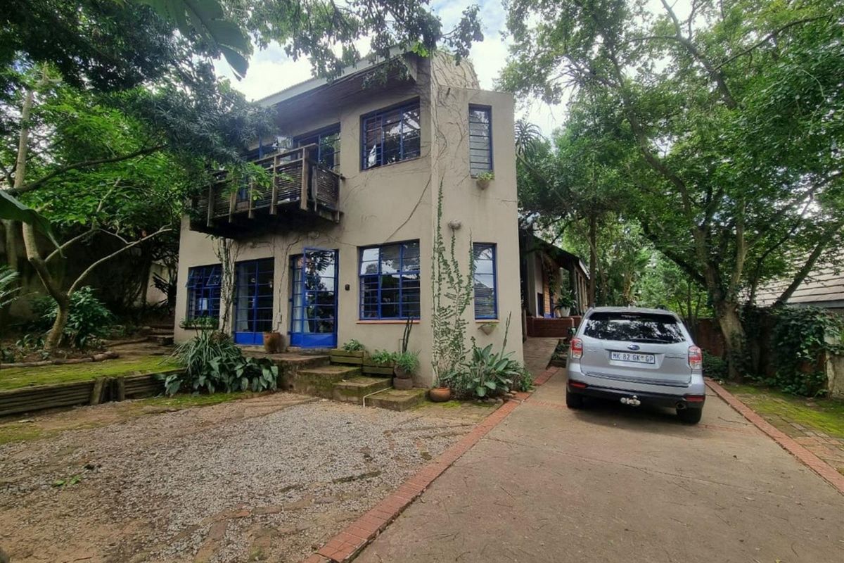 Natural light and rustic charm - Photo 3