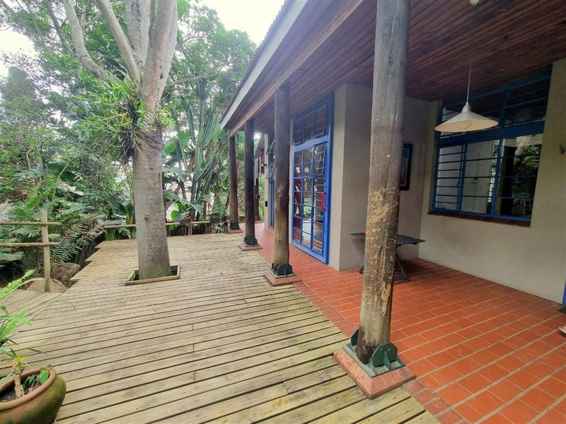 Natural light and rustic charm - Photo 2