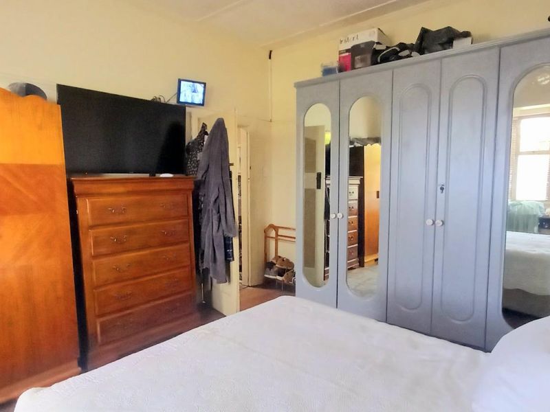 House Under Offer in Maitland Cape Town - Photo 7