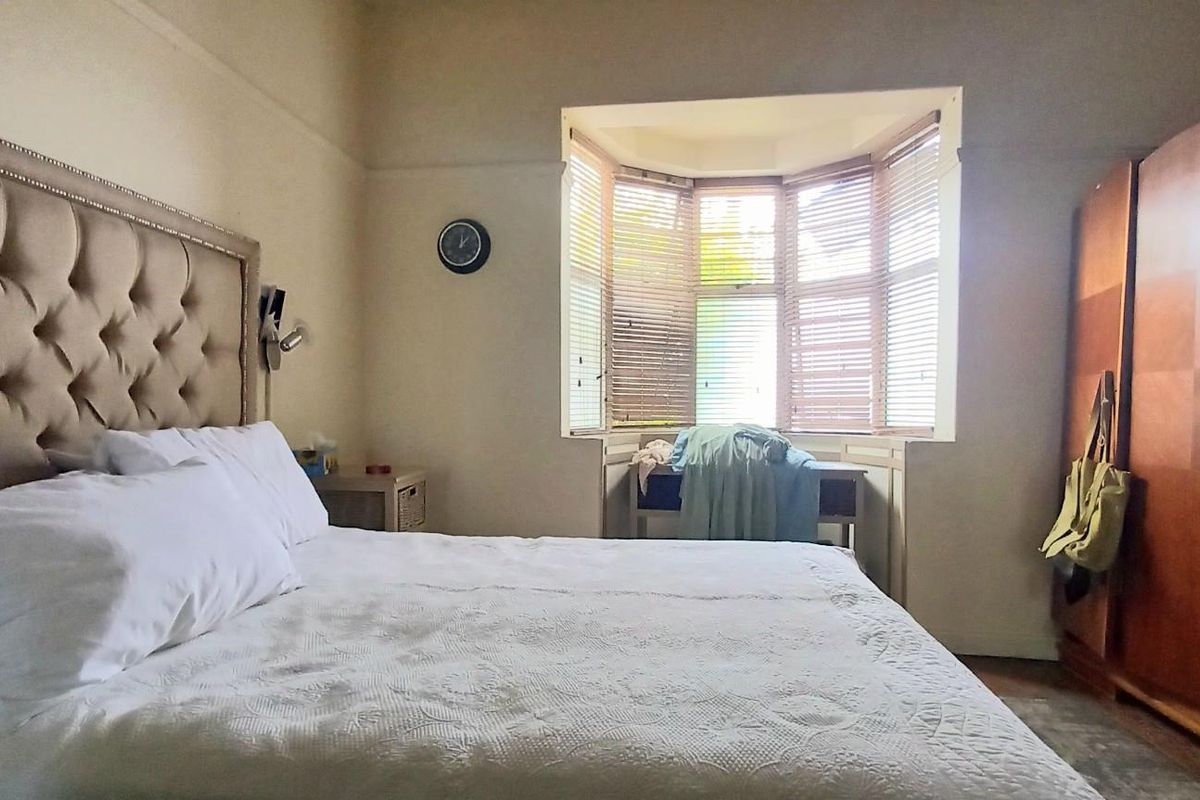 House Under Offer in Maitland Cape Town - Photo 5