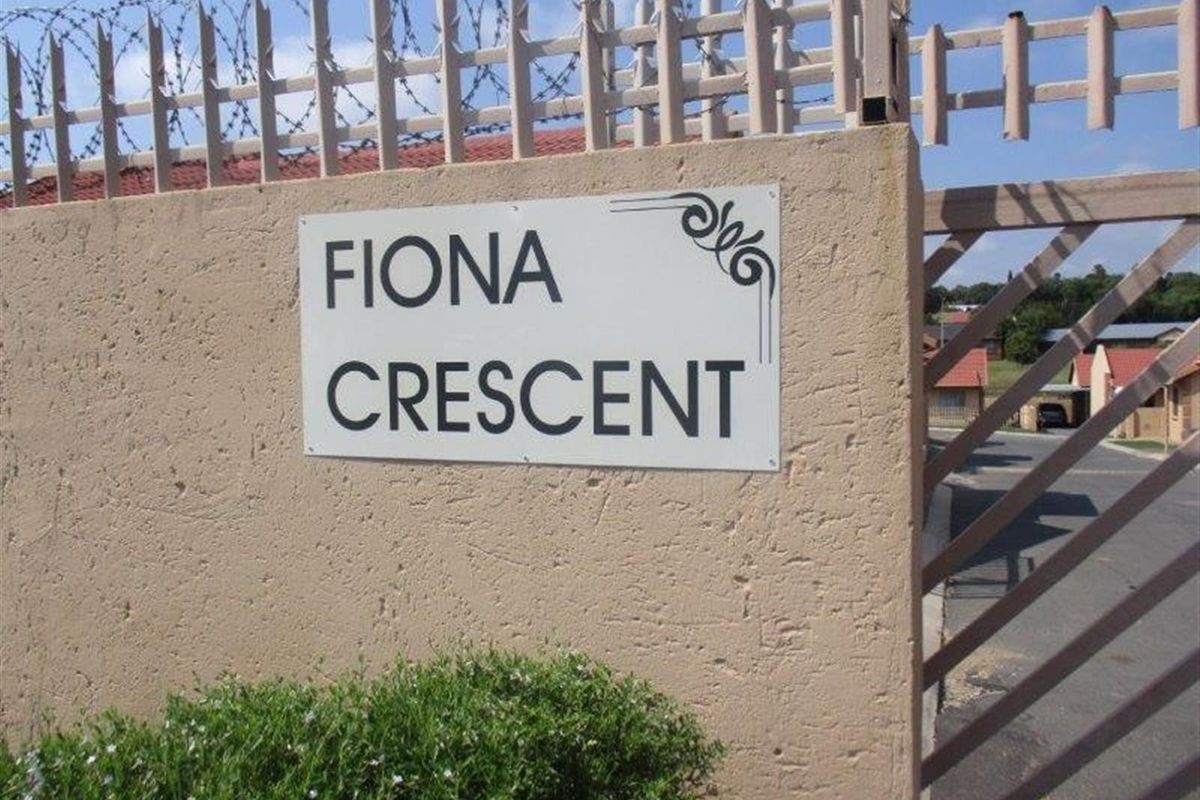 House For Sale in Birchleigh North, Kempton Park - Photo 2