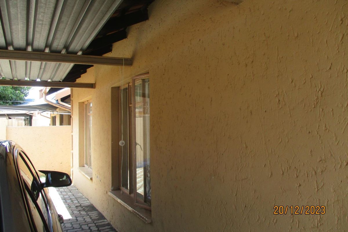 House For Sale in Birchleigh North, Kempton Park - Photo 4