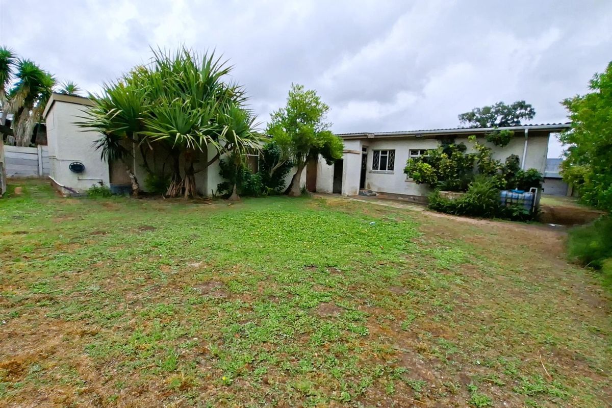 SOLD | Family Home on a Generous 1,606 m2 Plot - Photo 5