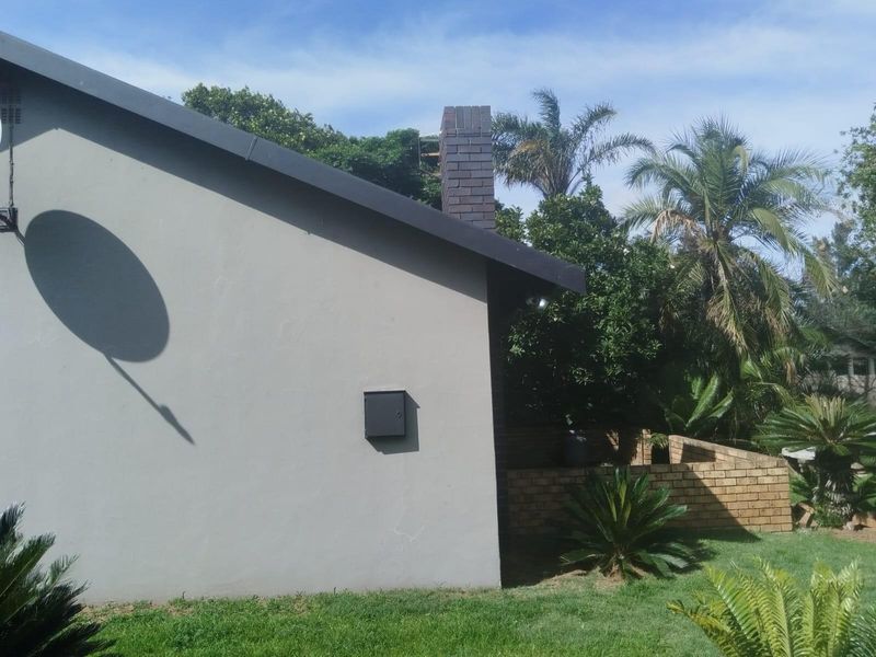 House For Sale in Witbank Ext 8, Witbank - Photo 5