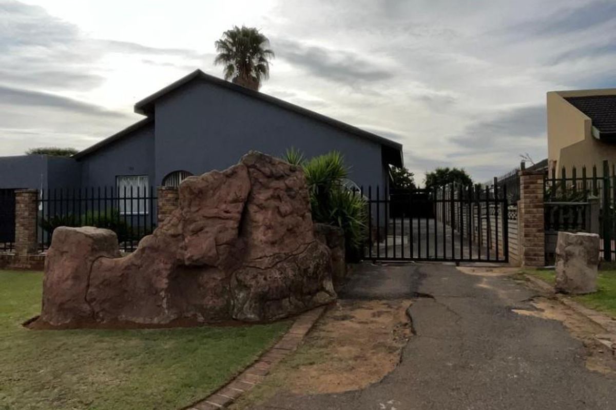 House For Sale in Del Judor Ext 2, Del Judor, Witbank - Photo 4