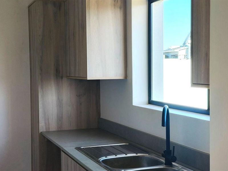 House For Sale in Fountains Estate, Jeffreys Bay - Photo 7