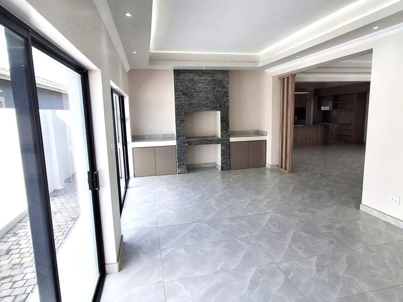 House For Sale in Fountains Estate, Jeffreys Bay - Photo 9