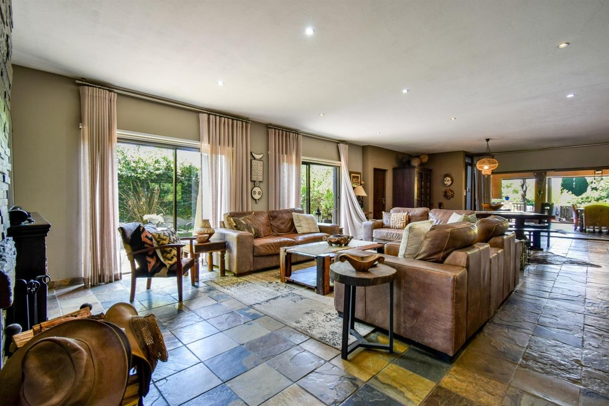 An Exquisite Country Estate of Unmatched Grandeur - A Jewel Just Beyond Pretoria East - Photo 3