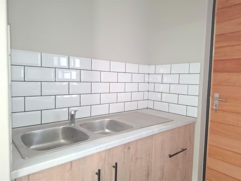 House To Rent in Blue Mountain Village George Western Cape - Photo 10