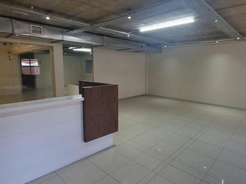 3100sqm Warehouse To Rent in Montague Gardens, Milnerton - Photo 5