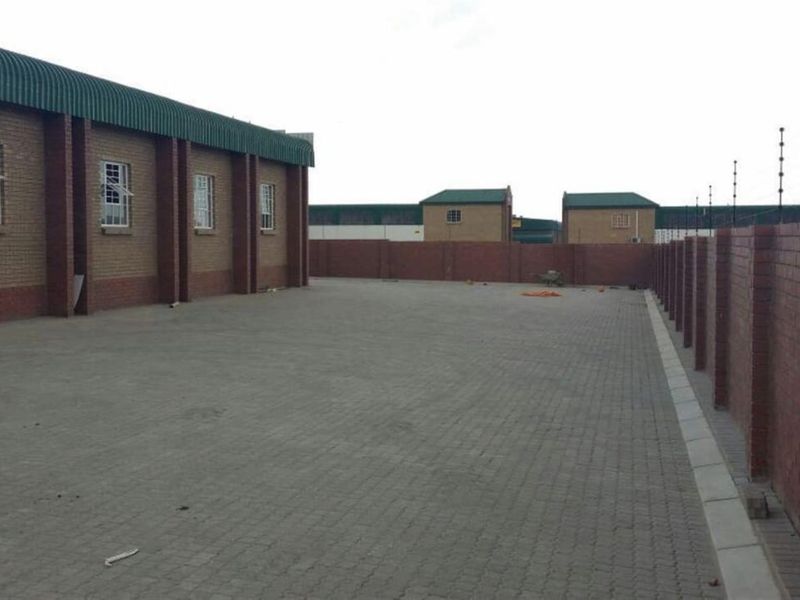Industrial Property For Sale in Marelden, Witbank - Photo 3