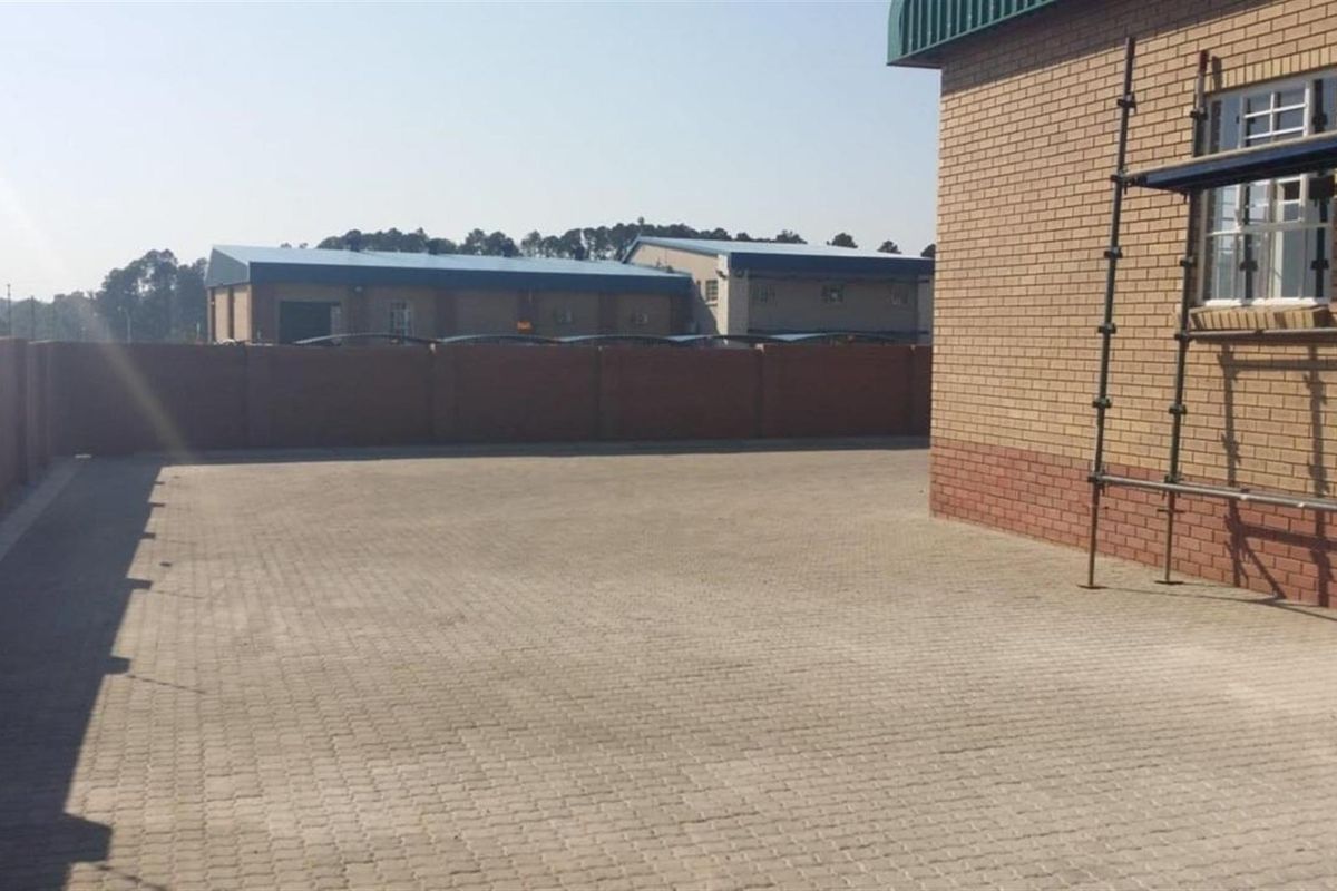 Industrial Property For Sale in Marelden, Witbank - Photo 5