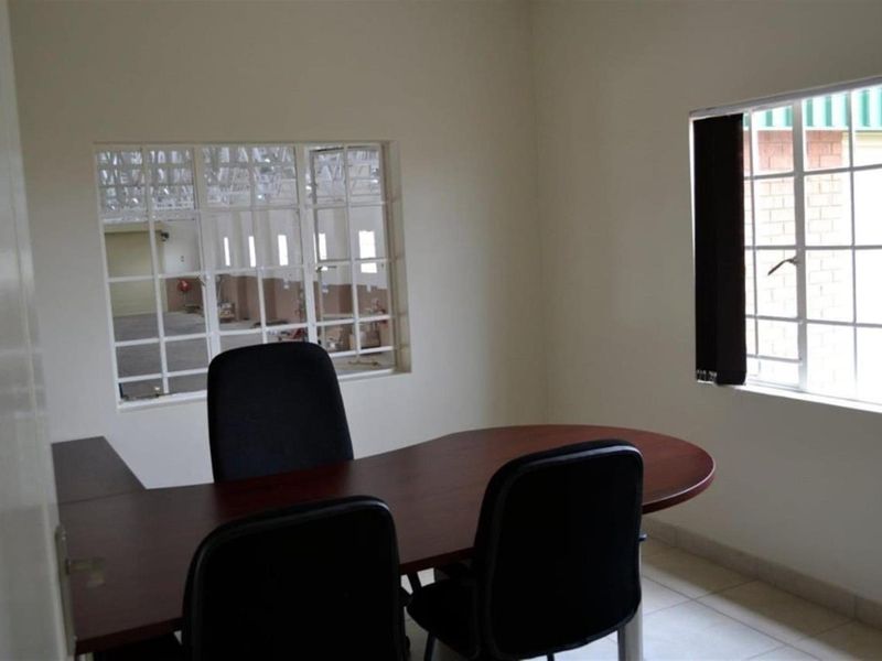 Industrial Property For Sale in Marelden, Witbank - Photo 3