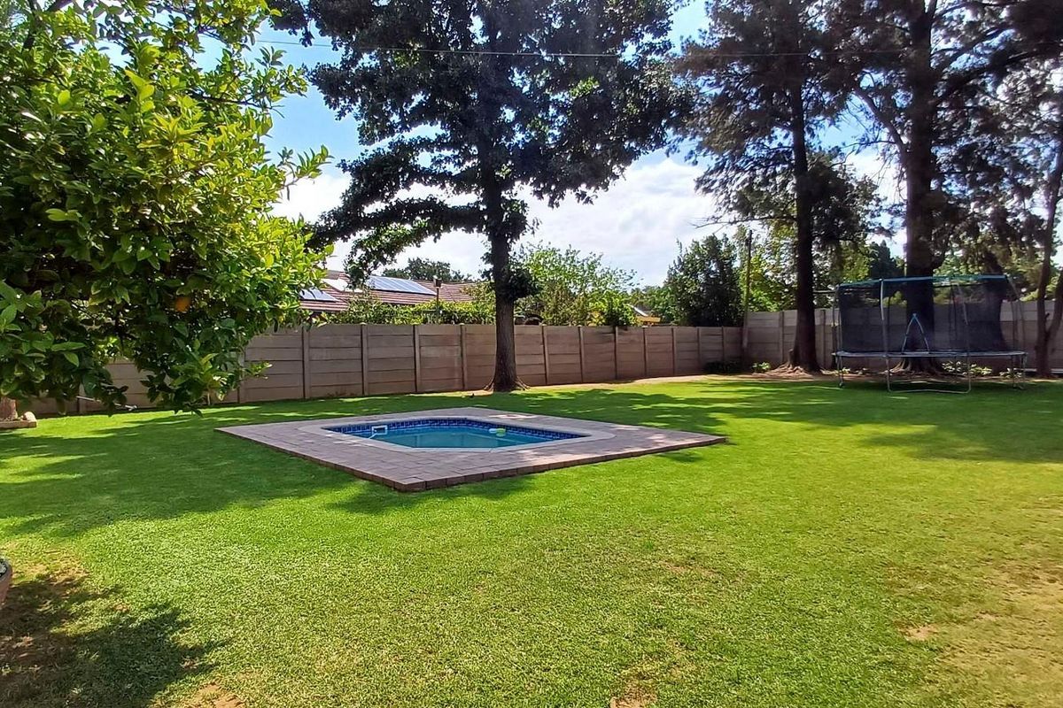 One of Jan Cilliers Finest Homes - Photo 4