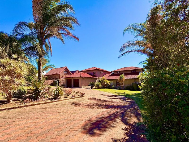 Elegant Family Living in Winterhoek Park | Listed by Danté Koen, eXp Realty - Photo 2