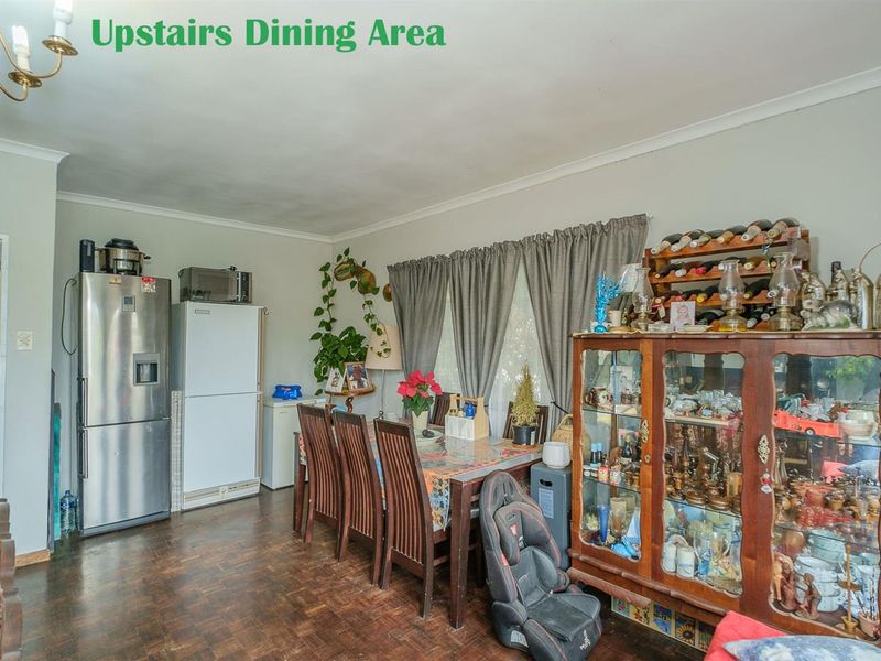 Genuine Dual-Living double story with ample parking in Muizenberg - Photo 5