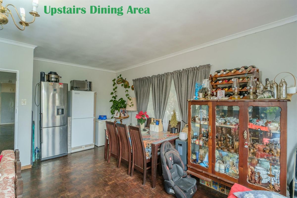 Genuine Dual-Living double story with ample parking in Muizenberg - Photo 5