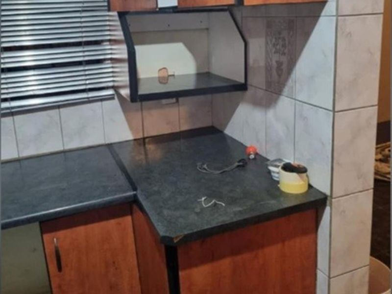 House For Sale in Protea Glen, Soweto - Photo 5