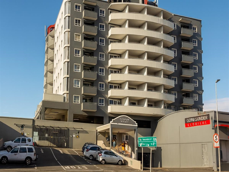 SOLD - MODERN URBAN LIVING IN DURHAM SQUARE - BEST PRICED 2-BEDROOM IN SALT RIVER! - Photo 2