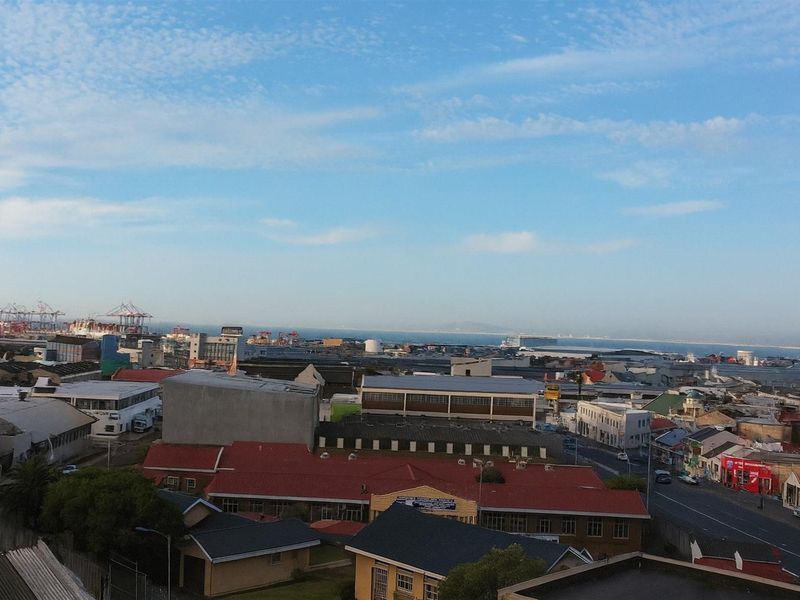 SOLD - MODERN URBAN LIVING IN DURHAM SQUARE - BEST PRICED 2-BEDROOM IN SALT RIVER! - Photo 4