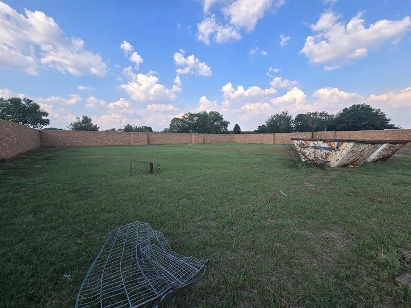 Prime Development Opportunity - Large Fully Walled Stand with Endless Potential - Photo 7