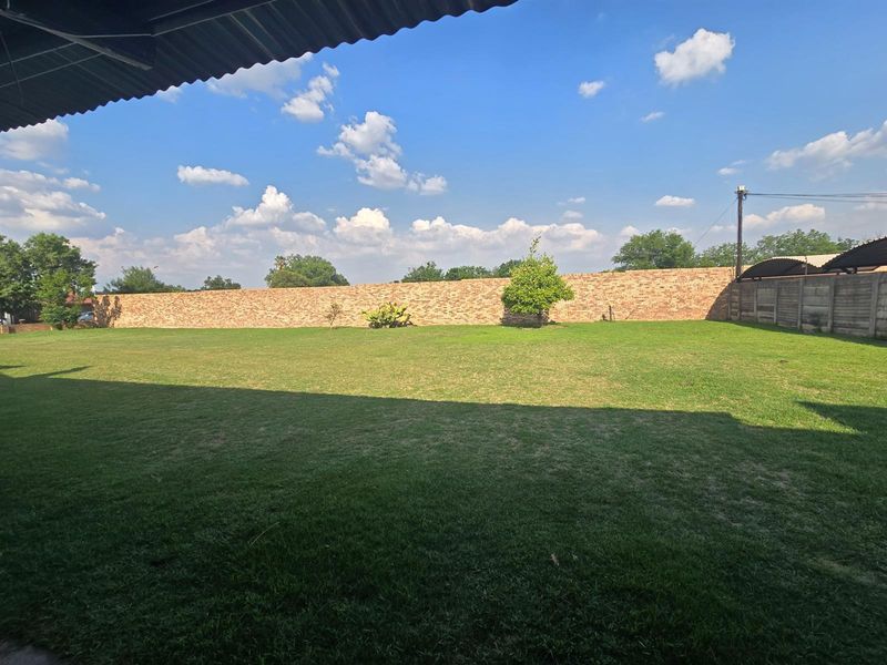 Prime Opportunity: Renovate, Redevelop or Reimagine - One Property, Endless Potential - Photo 8