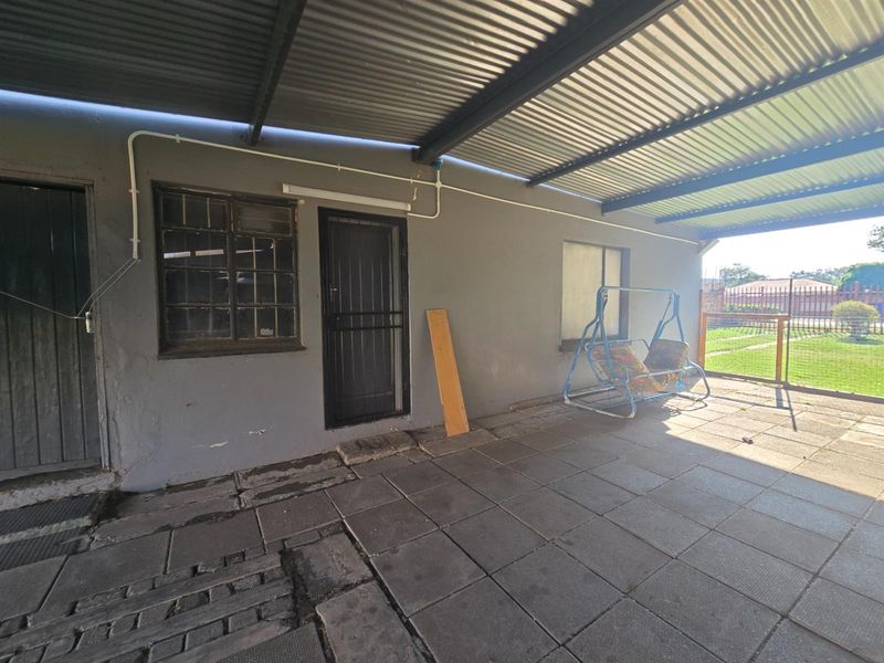 Prime Opportunity: Renovate, Redevelop or Reimagine - One Property, Endless Potential - Photo 9