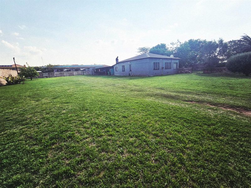 Prime Opportunity: Renovate, Redevelop or Reimagine - One Property, Endless Potential - Photo 2