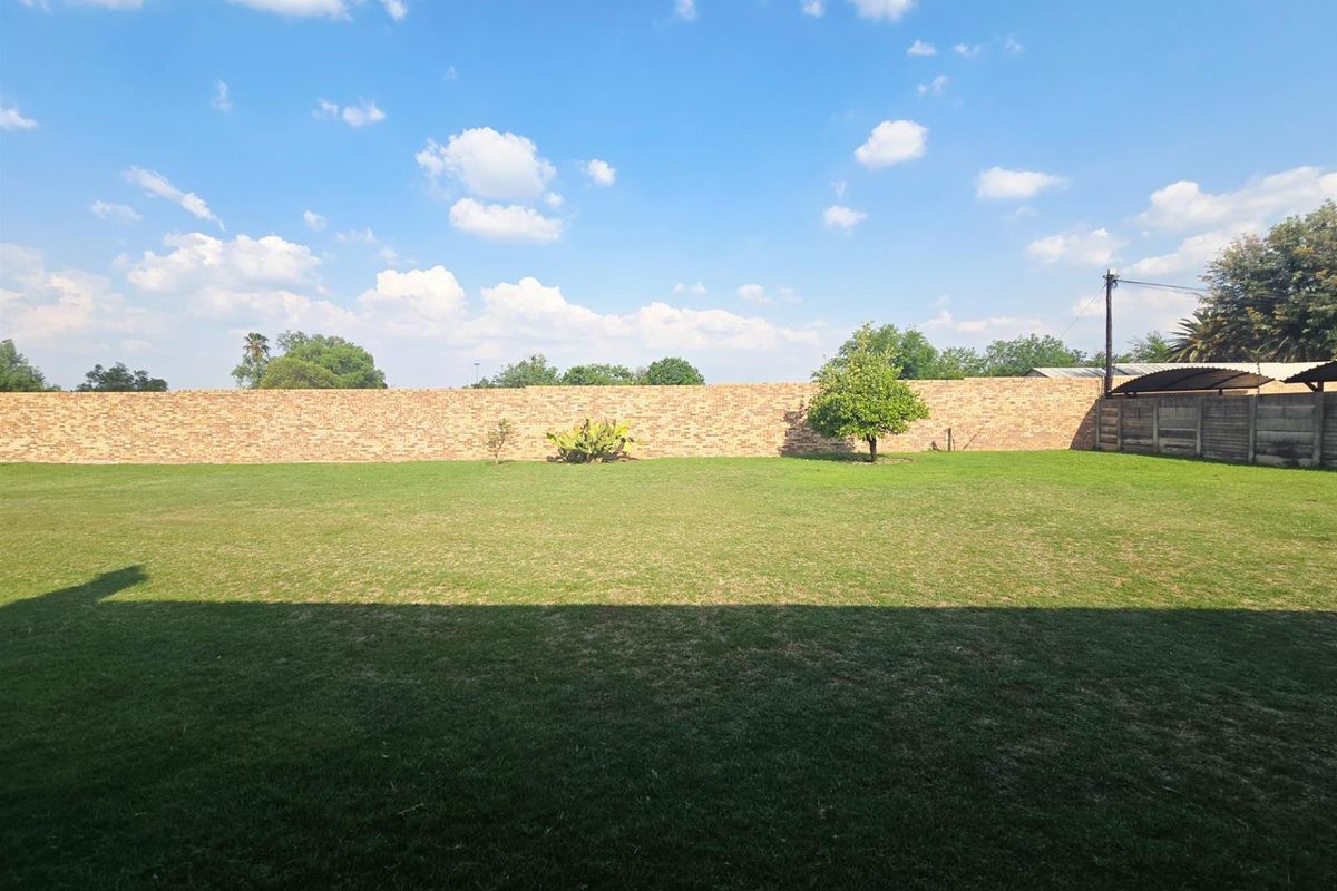 Prime Opportunity: Renovate, Redevelop or Reimagine - One Property, Endless Potential - Photo 3