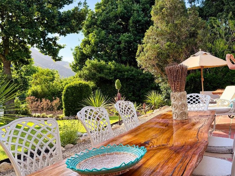 Exquisite Cape Dutch Homestead at the Edge of Greyton Nature Reserve (Greyton, Western Cape) - Photo 5