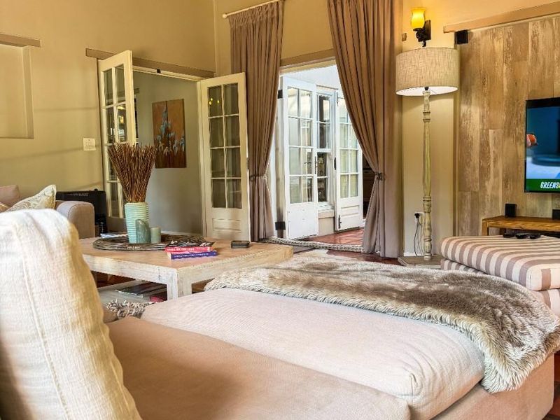 Exquisite Cape Dutch Homestead at the Edge of Greyton Nature Reserve (Greyton, Western Cape) - Photo 10