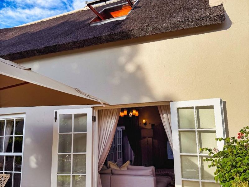 Exquisite Cape Dutch Homestead at the Edge of Greyton Nature Reserve (Greyton, Western Cape) - Photo 6